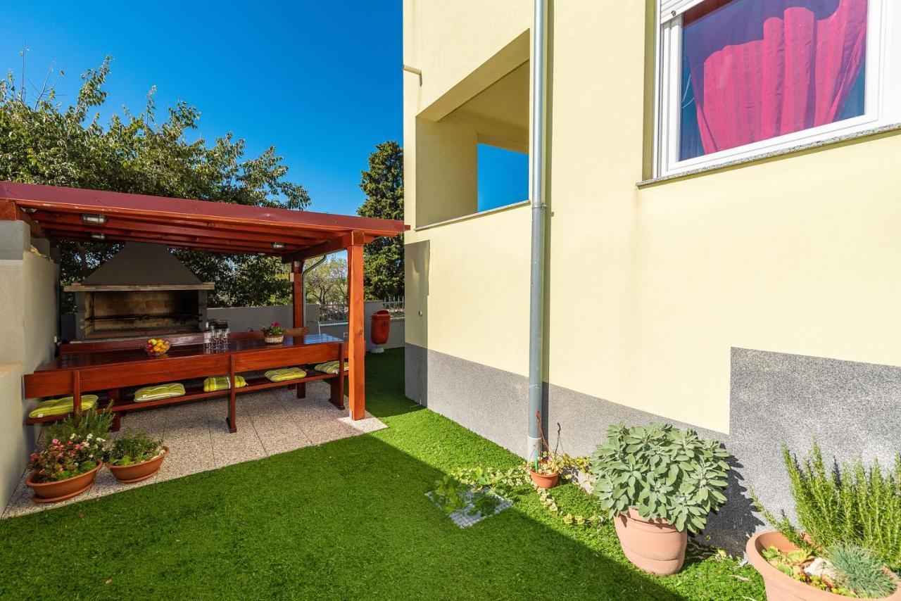 Antonio Apartments Sukošan Zewnętrze zdjęcie