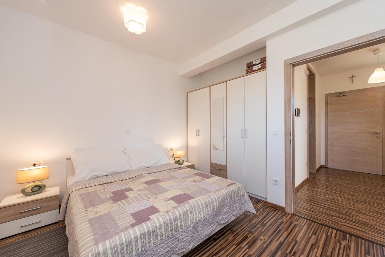 Antonio Apartments Sukošan Zewnętrze zdjęcie
