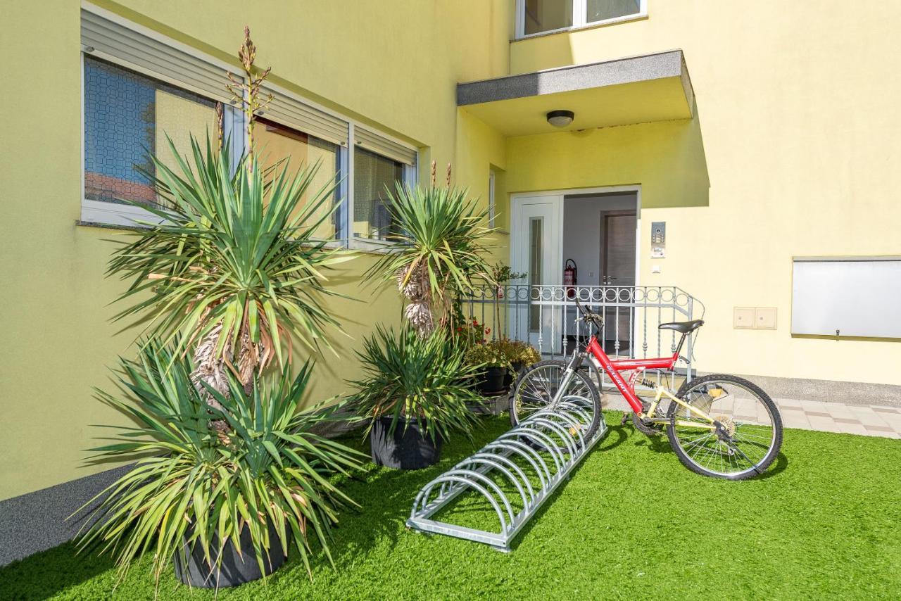 Antonio Apartments Sukošan Zewnętrze zdjęcie