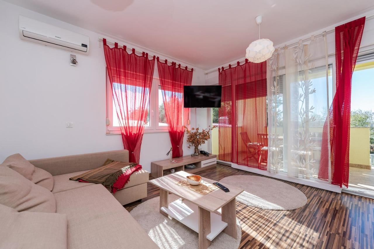 Antonio Apartments Sukošan Zewnętrze zdjęcie