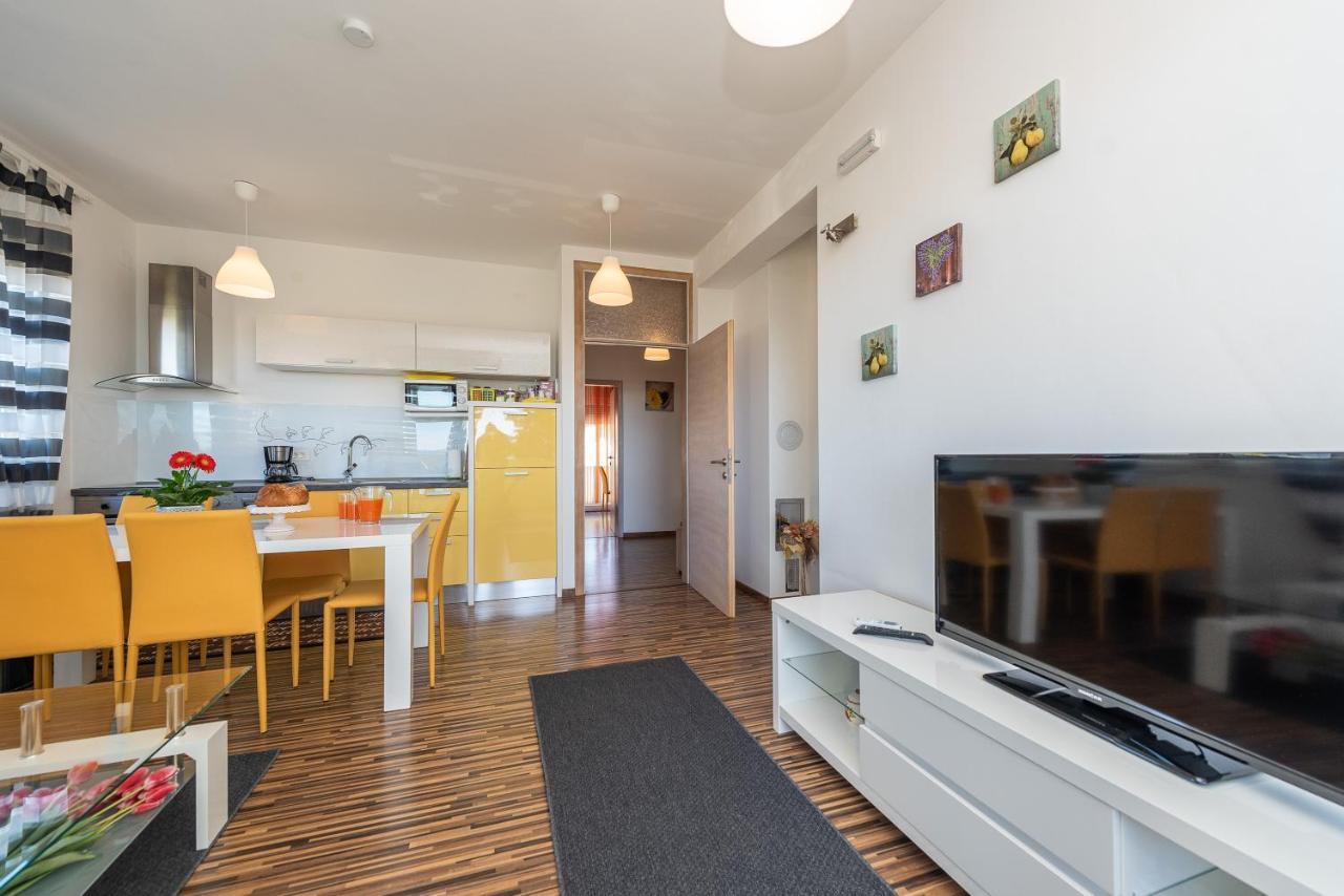 Antonio Apartments Sukošan Zewnętrze zdjęcie