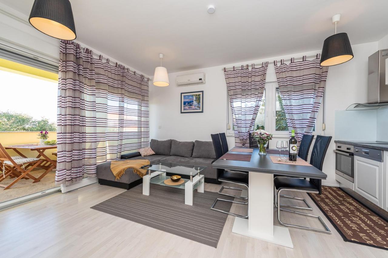 Antonio Apartments Sukošan Zewnętrze zdjęcie
